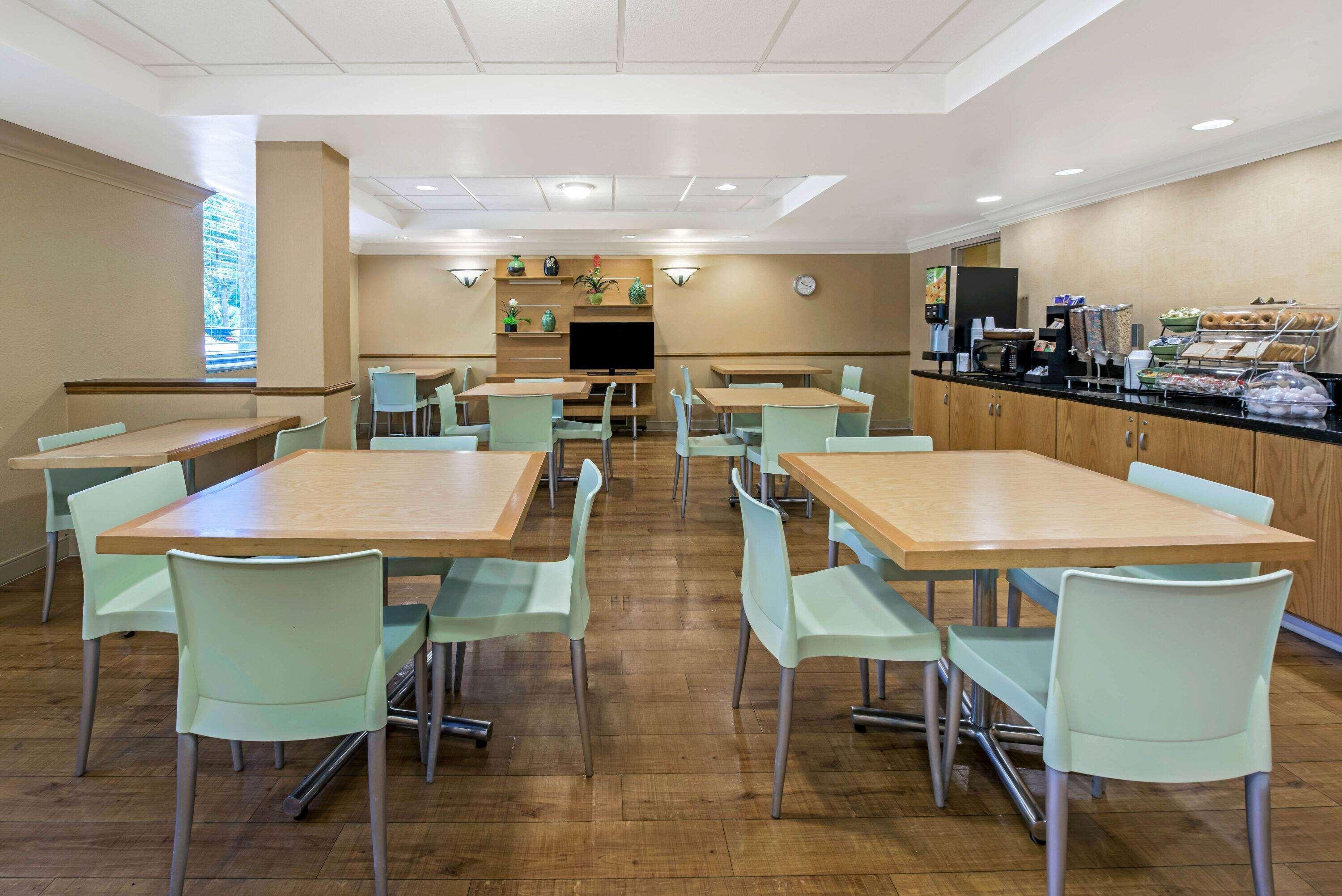 La Quinta By Wyndham West Palm Beach Airport Bagian luar foto