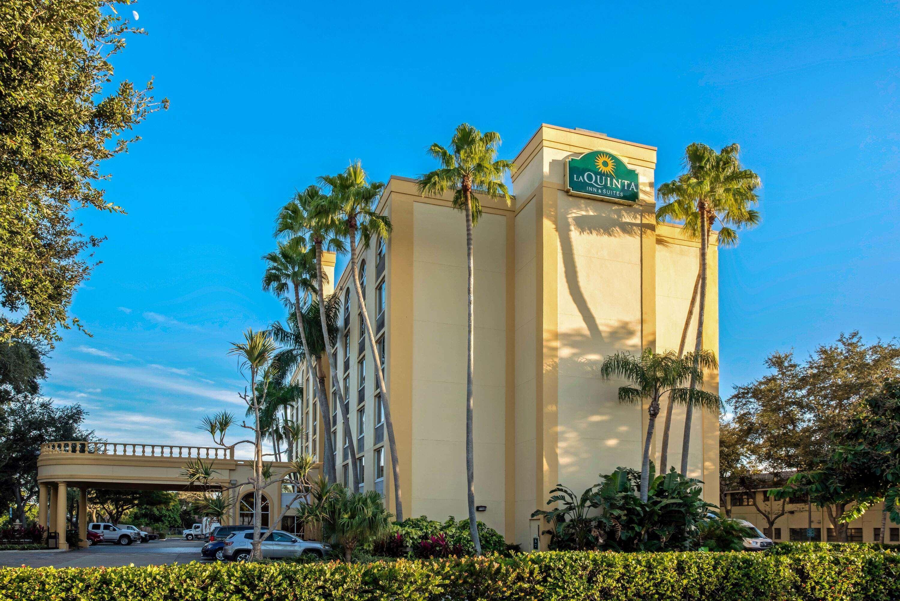 La Quinta By Wyndham West Palm Beach Airport Bagian luar foto