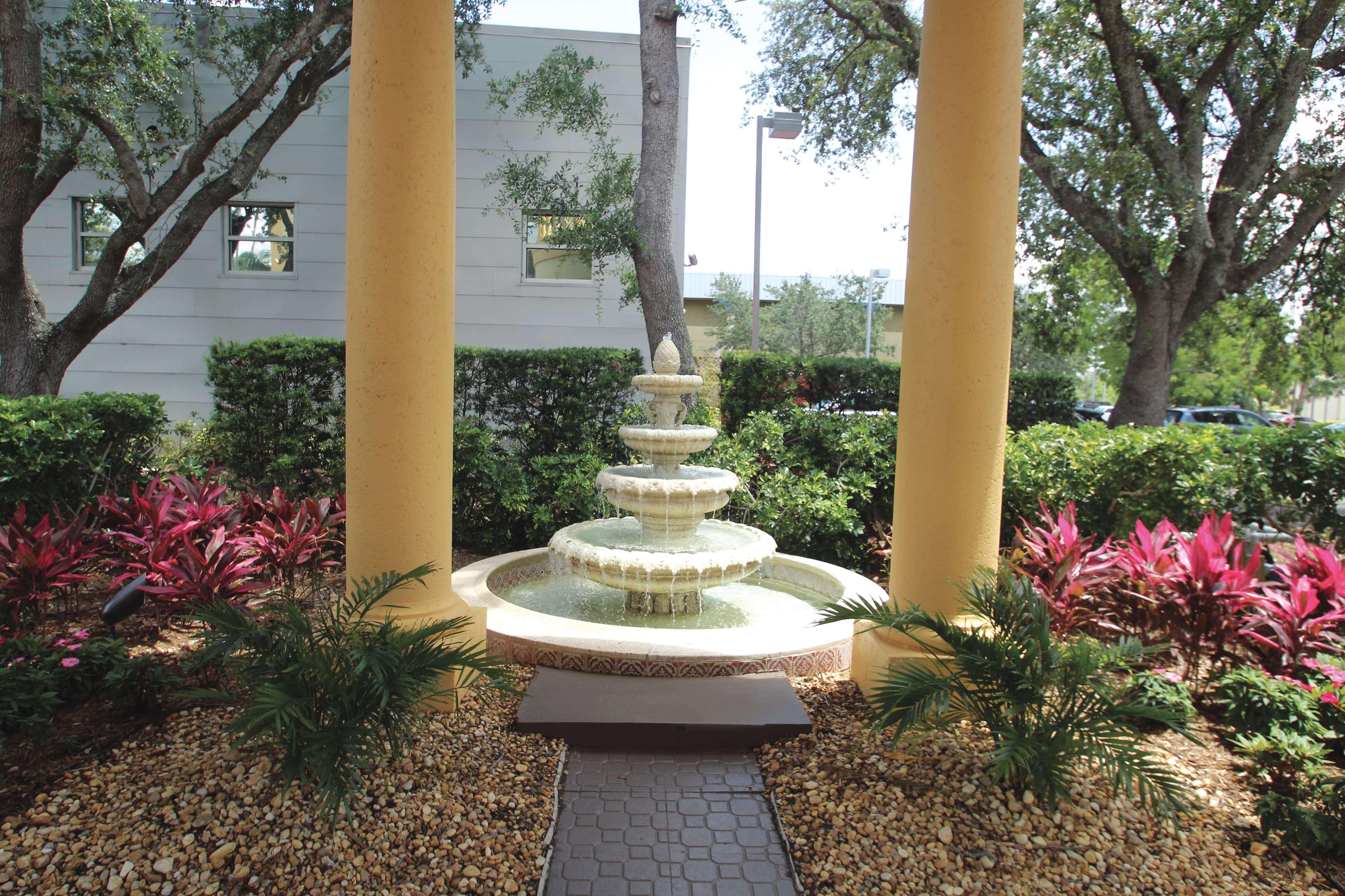La Quinta By Wyndham West Palm Beach Airport Bagian luar foto