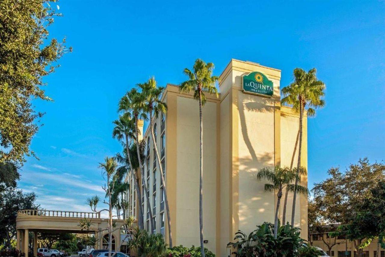 La Quinta By Wyndham West Palm Beach Airport Bagian luar foto