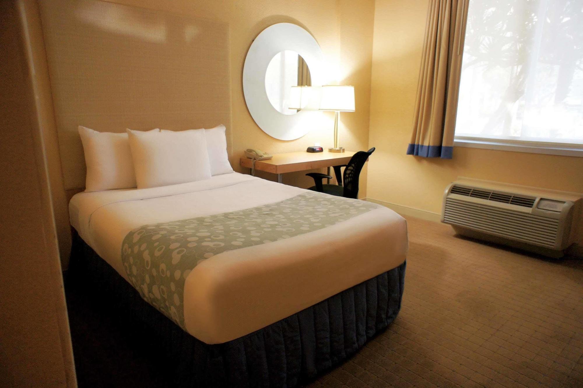 La Quinta By Wyndham West Palm Beach Airport Bagian luar foto